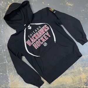 Reebok Chicago Blackhawks NHL Hooded Pullover Sweater Medium Black Hockey